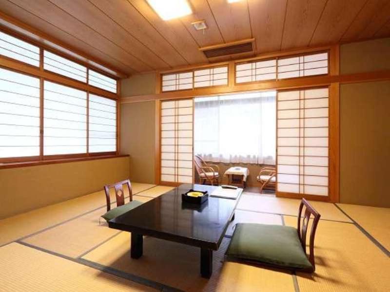Yokotekan Shibukawa Quarto foto