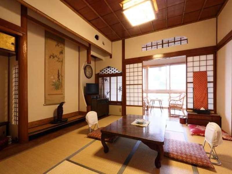 Yokotekan Shibukawa Quarto foto